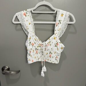 Floral lace top